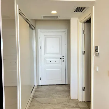Wonder Homes- Luxury Flat With Taksim Square And Park View Apartment *
